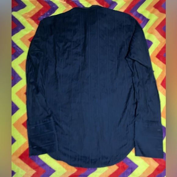 Robert Graham navy button down shirt - Picture 3 of 5